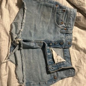 Levi’s 501 women’s Jean shorts size 26